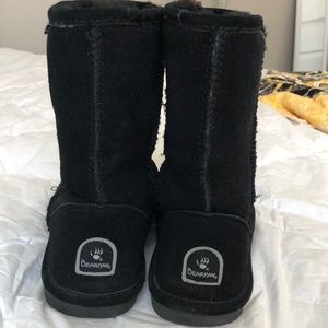 Brand new Bearpaw boots